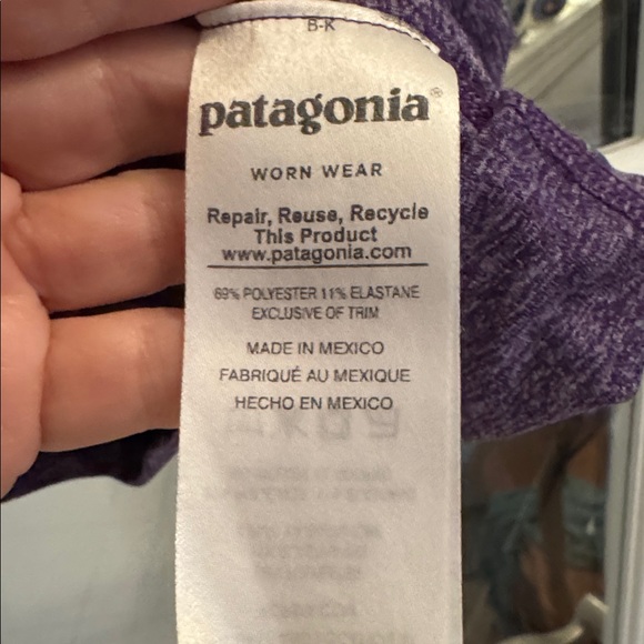 Patagonia heathered purple workout tank w/cutouts on back, no size tag, S or XS - Picture 4 of 4